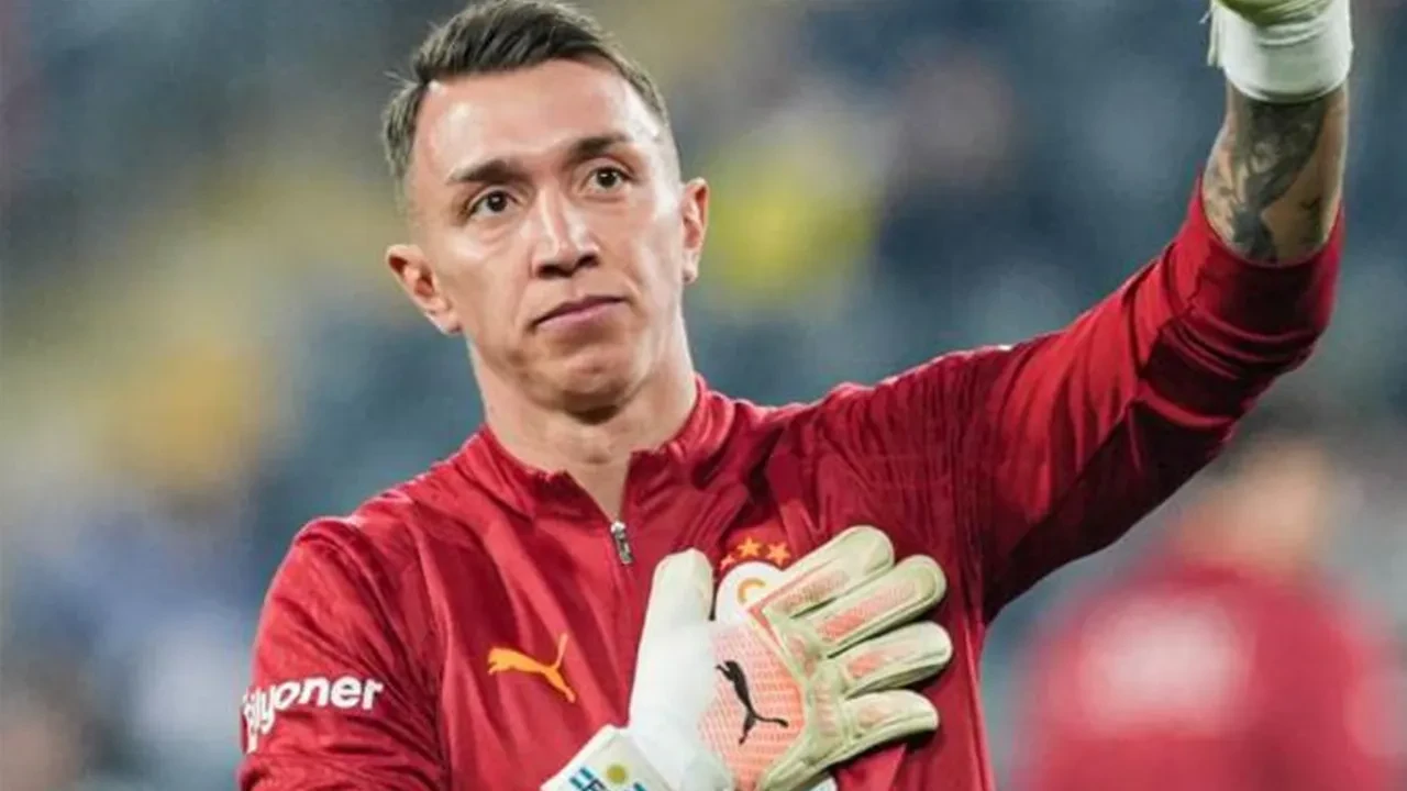 Fernando Muslera yeni takımını duyurdu