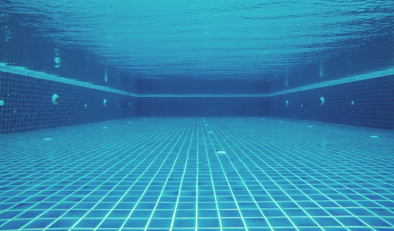 Havuz keyfiniz zehir olmasın! Havuzda hijyen yoksa hastalık var