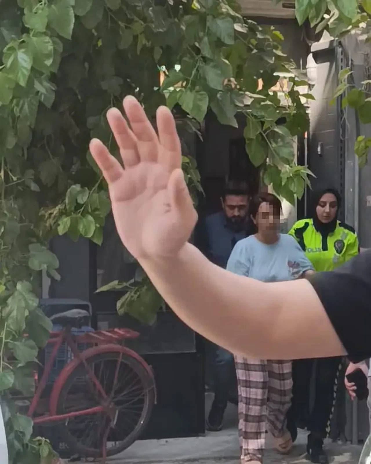 Manisa'da anne vahşeti! Kızını boğarak öldürdü