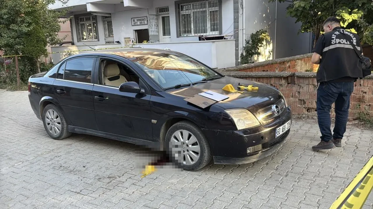 Babasının arabasıyla komşusunun çocuğunu ezdi