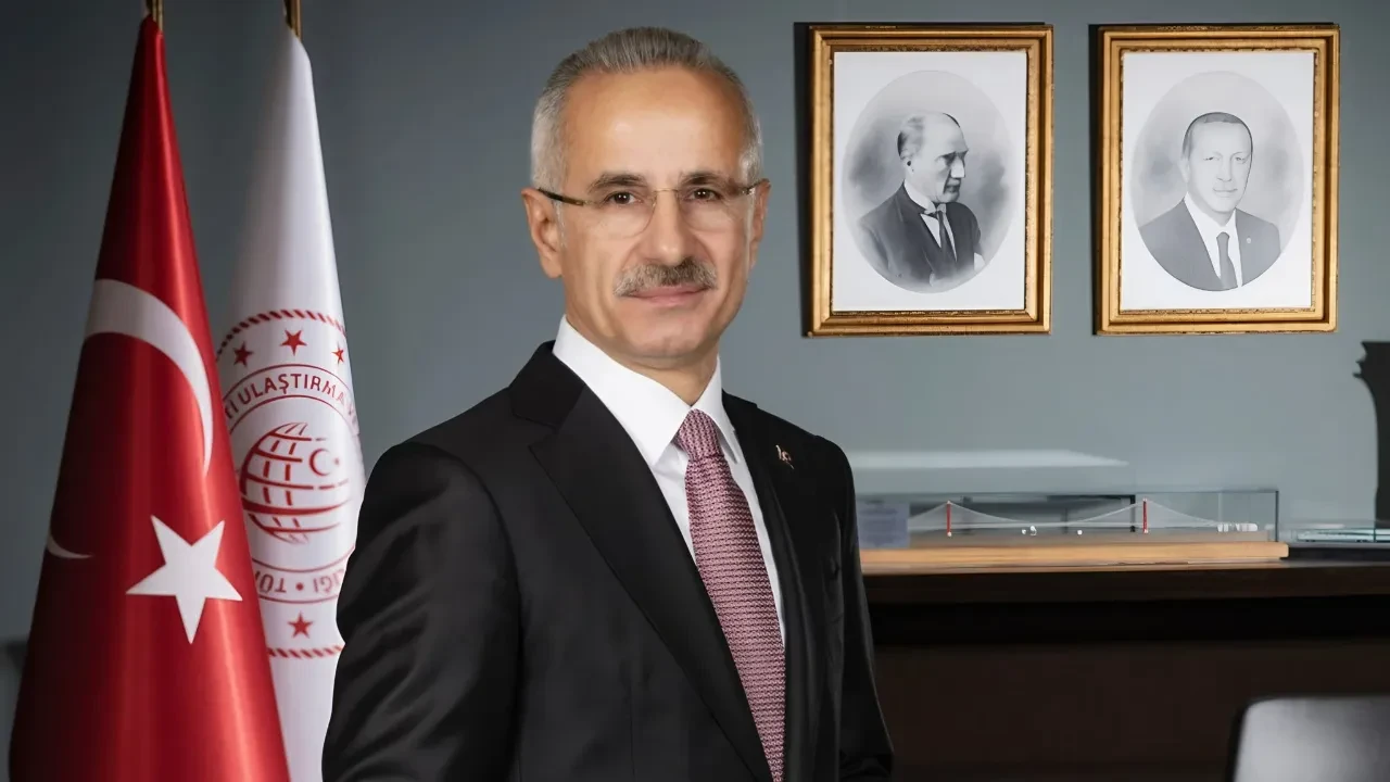 Bakan Uraloğlu: Türkiye, Hürmüz'e alternatif sunuyor