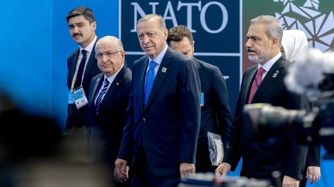 Cumhurbaşkanı Erdoğan NATO zirvesine gidiyor: Gözler kritik toplantıda