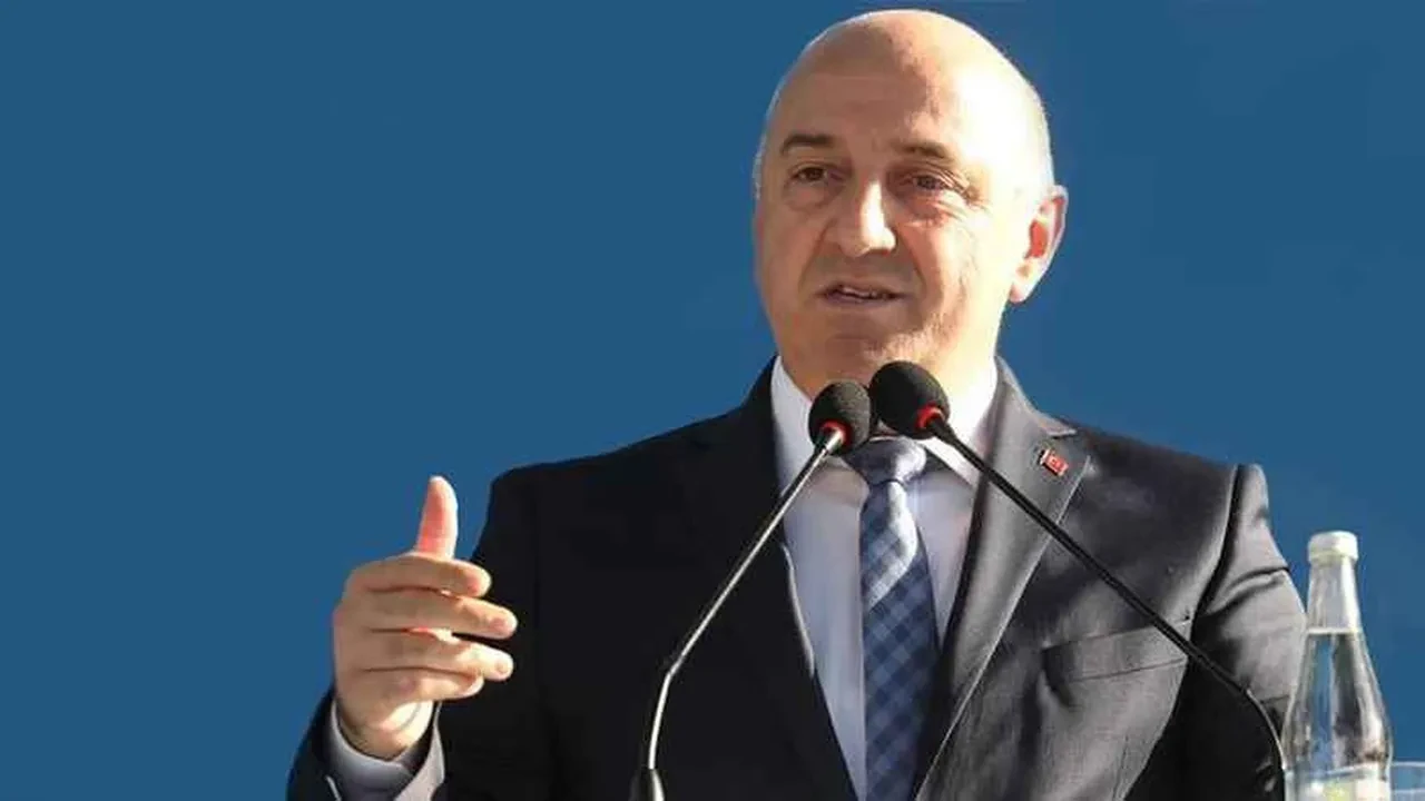 Darıca Belediyesi'nde dehşet! Zabıta intihar etti, başkan yaralandı