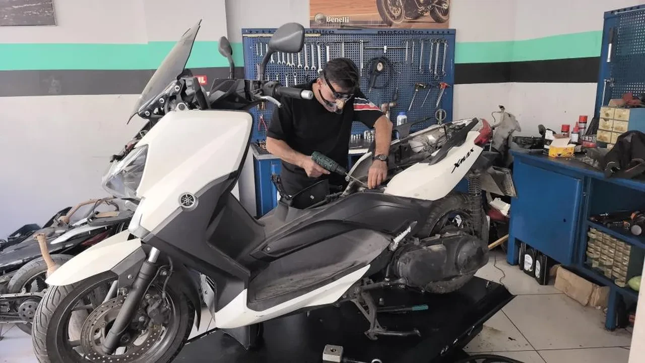 Defalarca kasktan ceza yedi, kask taktı kaza yaptı