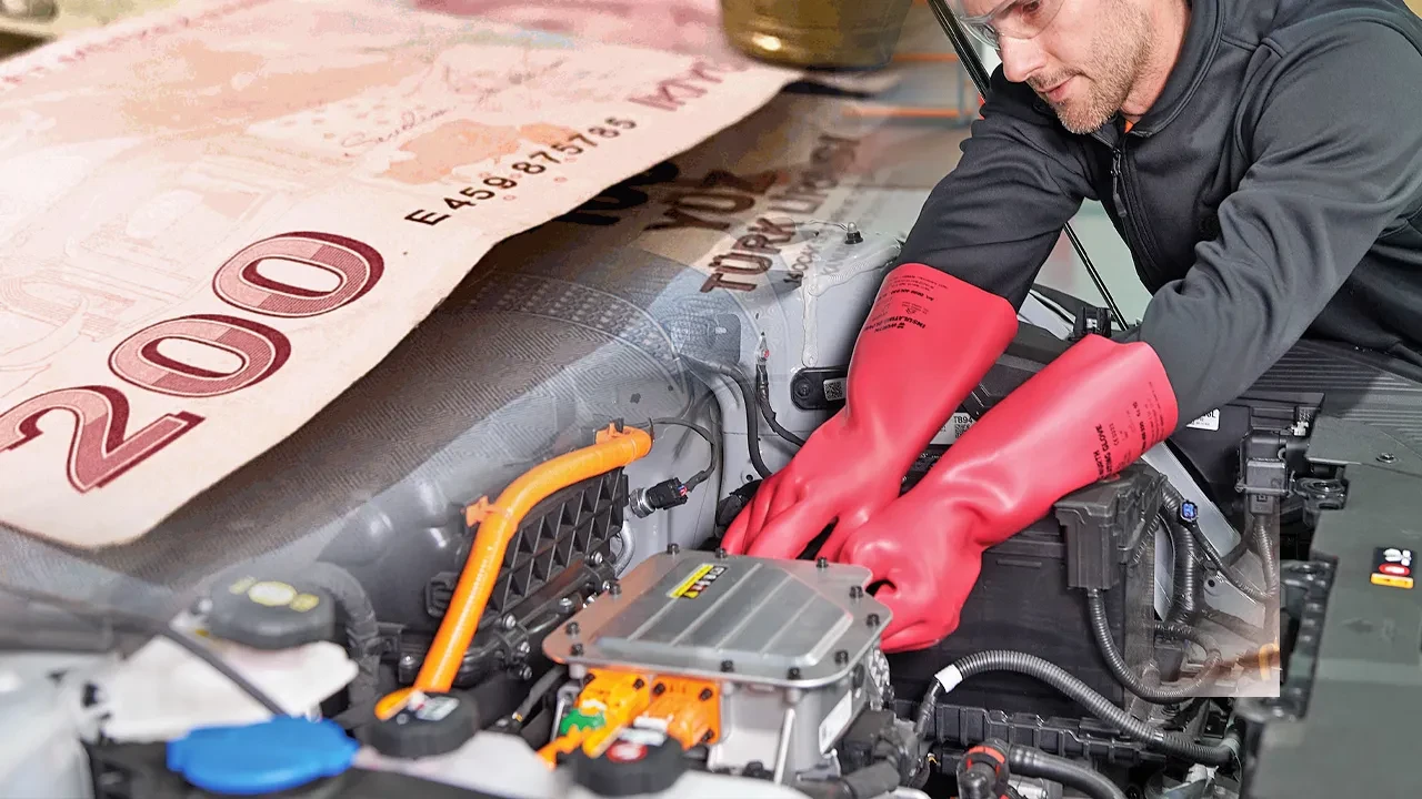 Elektrikli araçlarda atlanan gerçek! Yüksek tamir ve bakım masrafı: Porsche ile kıyasladılar