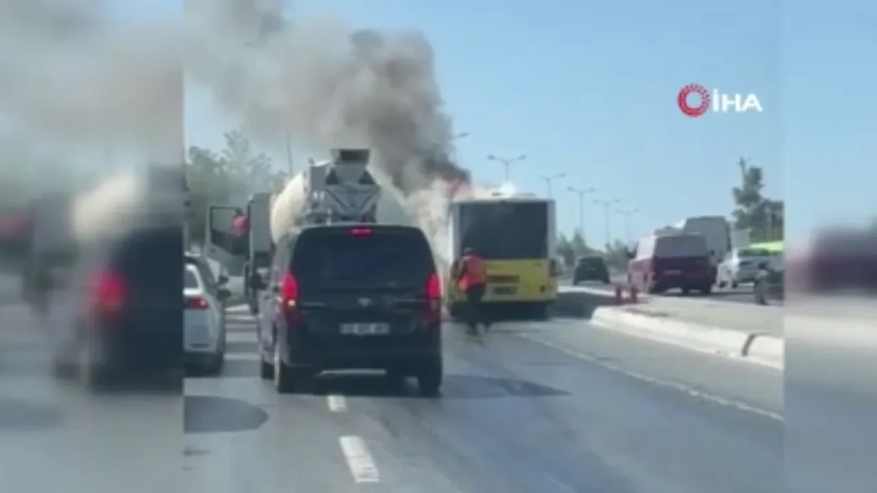 İETT otobüsü alev aldı! Yangın tüpü yetmedi, beton mikseri devreye girdi