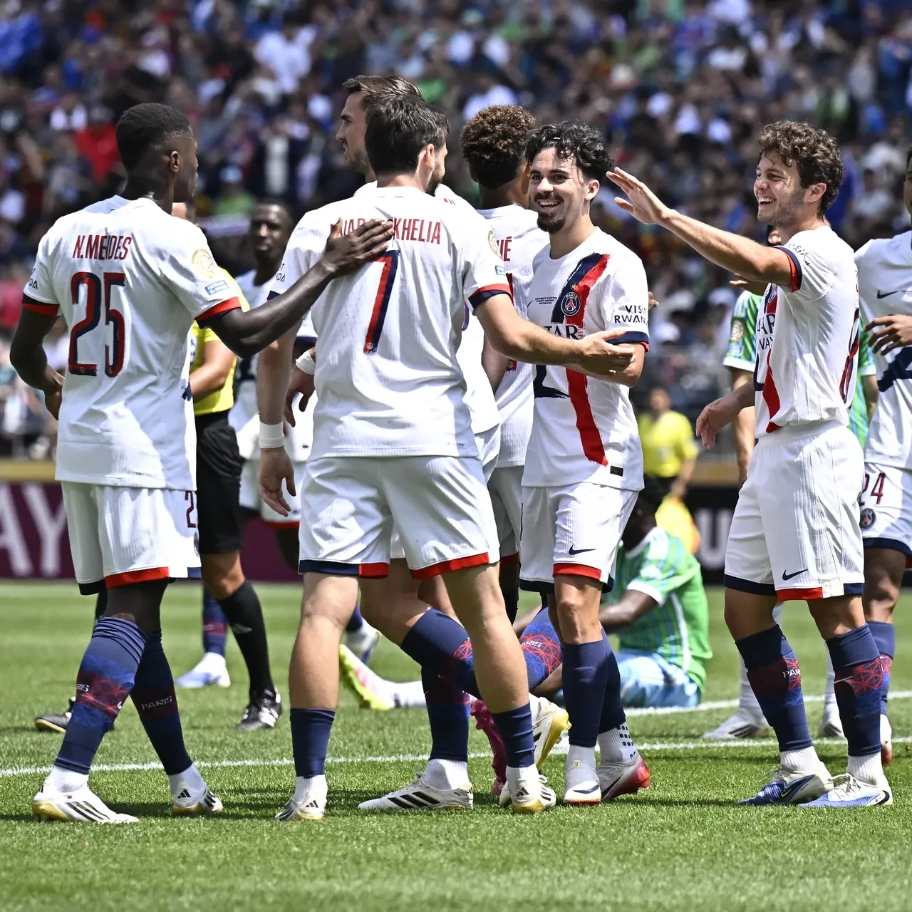 PSG turlarken İspanyol devi veda etti!