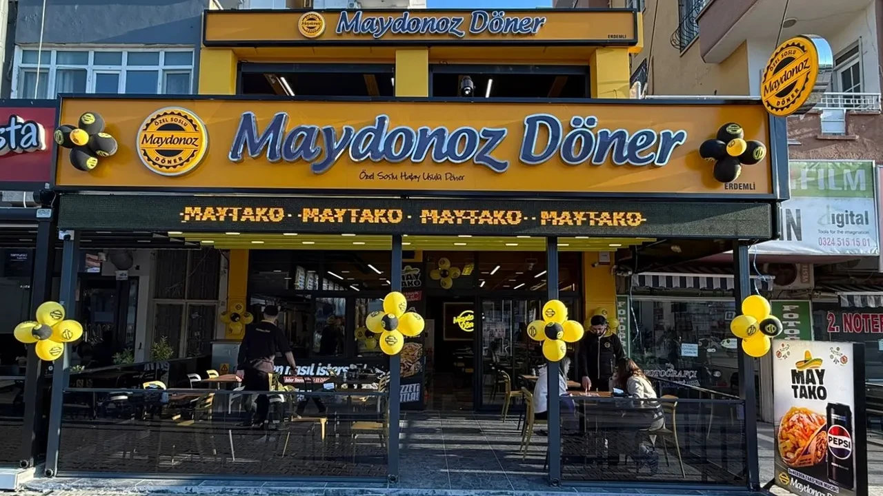 Son dakika | Maydonoz Döner'e ikinci dalga operasyon! Tamamı yakalandı