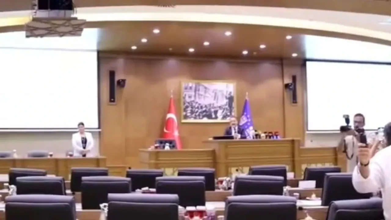  Suya yüzde 30 zam teklifi! Belediye meclisi karıştı