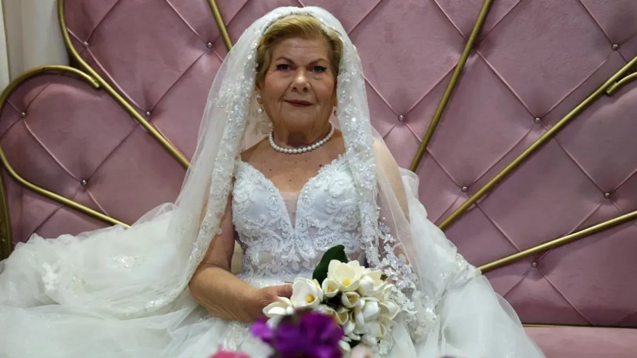 Temsili düğünü yapılan yaşlı kadın çalılıkta ölü bulundu