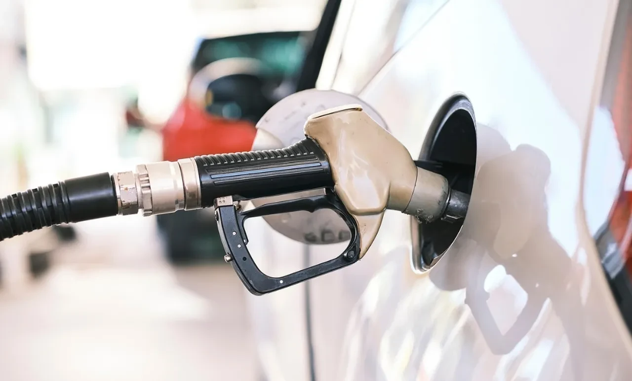 26 Haziran akaryakıta indirim var mı? Benzine motorine indirim yolda