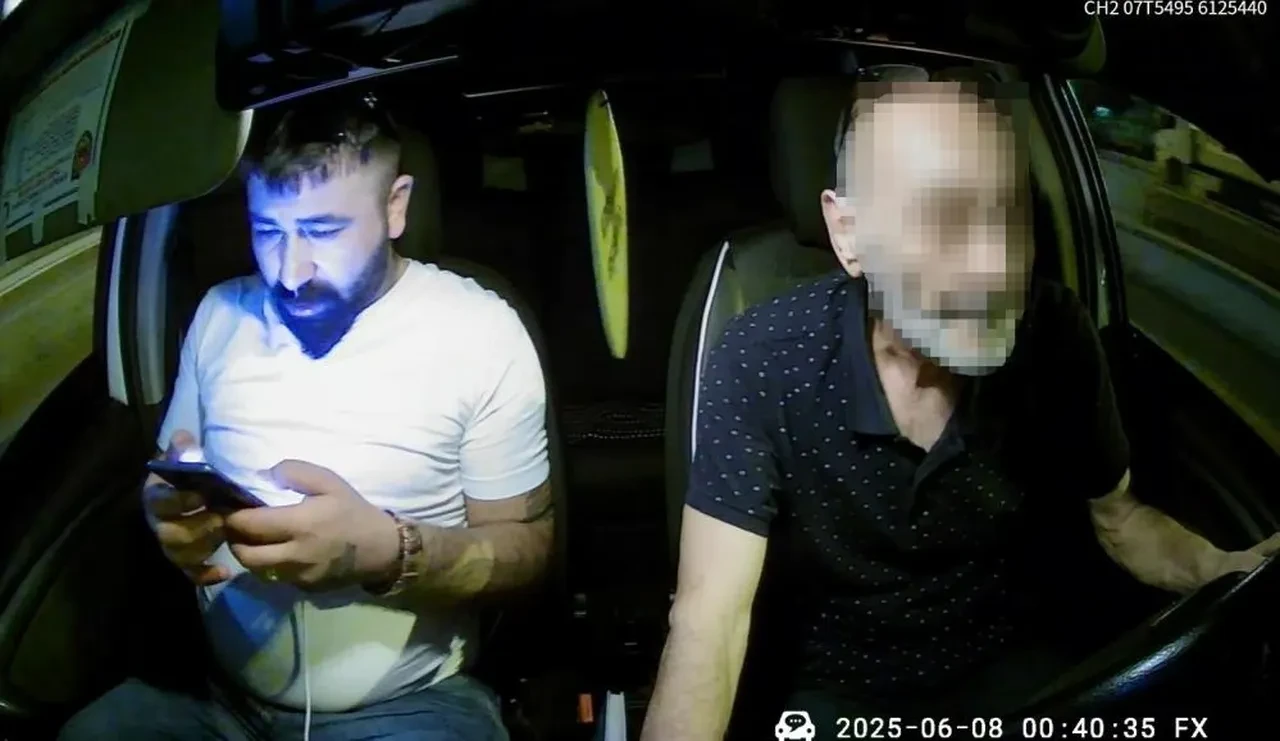 Antalya'da dehşete düşüren olay! 2 hafta önce hapisten çıktı, taksiciyi soyup aracı gasp etti