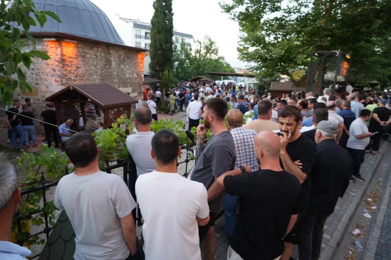 Balıkesir'i karıştıran cenaze krizi! İmam için Cumhurbaşkanlığı devreye girdi