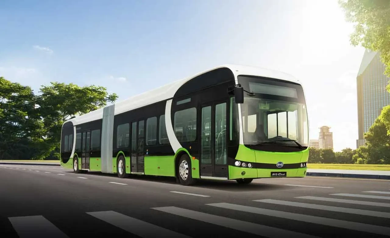 BYD otobüs işine girdi! Tek şarjla 700 km menzil