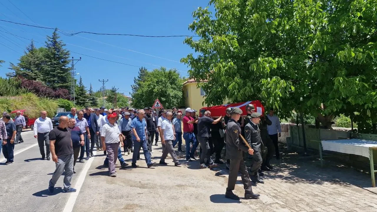 Çorum'da Kore Gazisi son yolculuğuna uğurlandı!