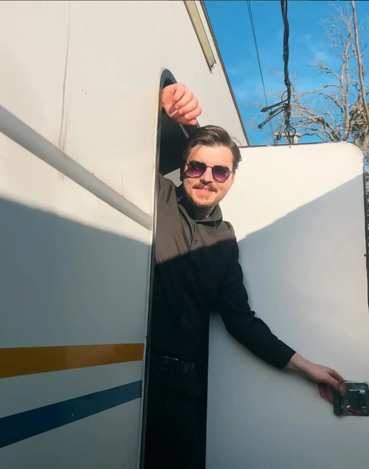 Dizi oyuncusu Gebze'de saldırıya uğradı! Trafikte öldüresiye dövdüler