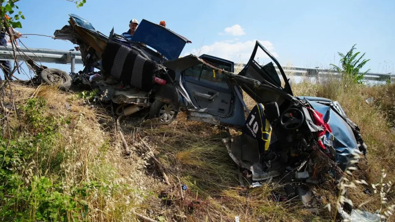 Edirne'de katliam gibi kaza: 5 ölü, 1 yaralı