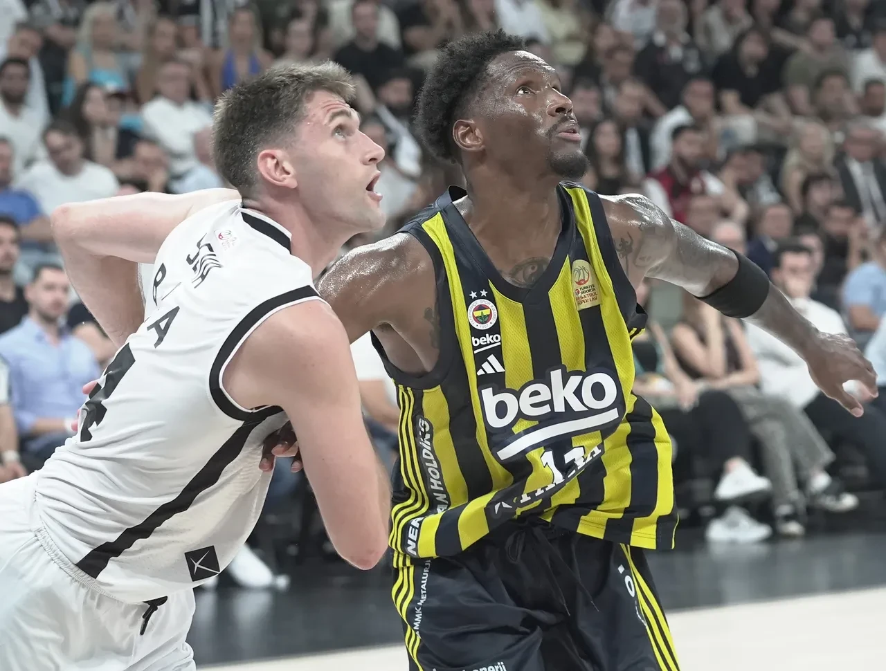 Fenerbahçe Beşiktaş maçı hangi kanalda, nereden canlı izlenir? Basketbol finalinde şampiyon bugün belli olabilir