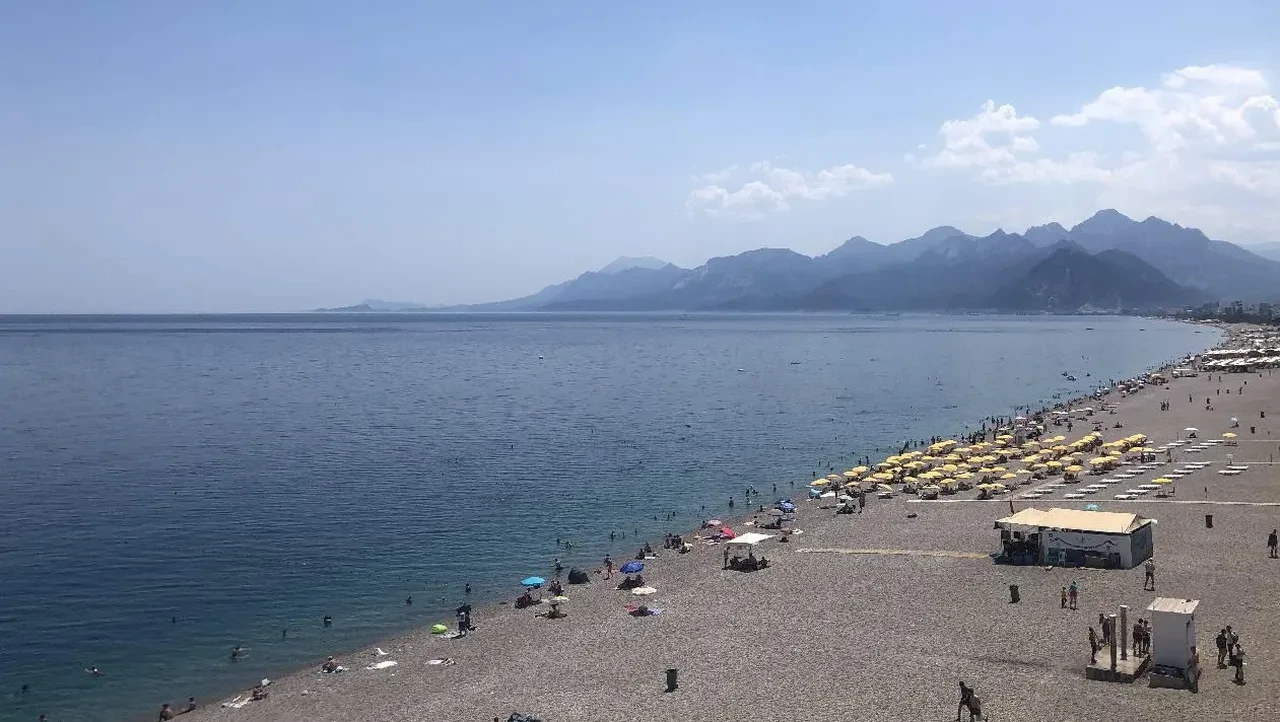 Hafta sonu plan yapanlar dikkat! Kavurucu sıcaklara mola! Meteoroloji bölge ve tarih verdi 