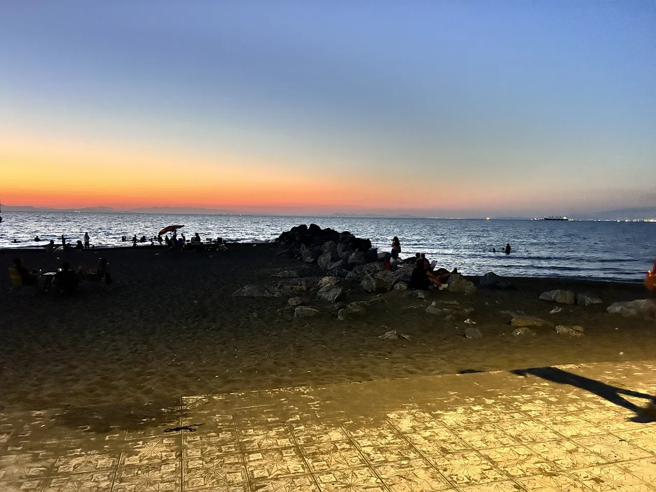 Hatay'da feci olay! Denize atlarken kayalıklara çakıldı!