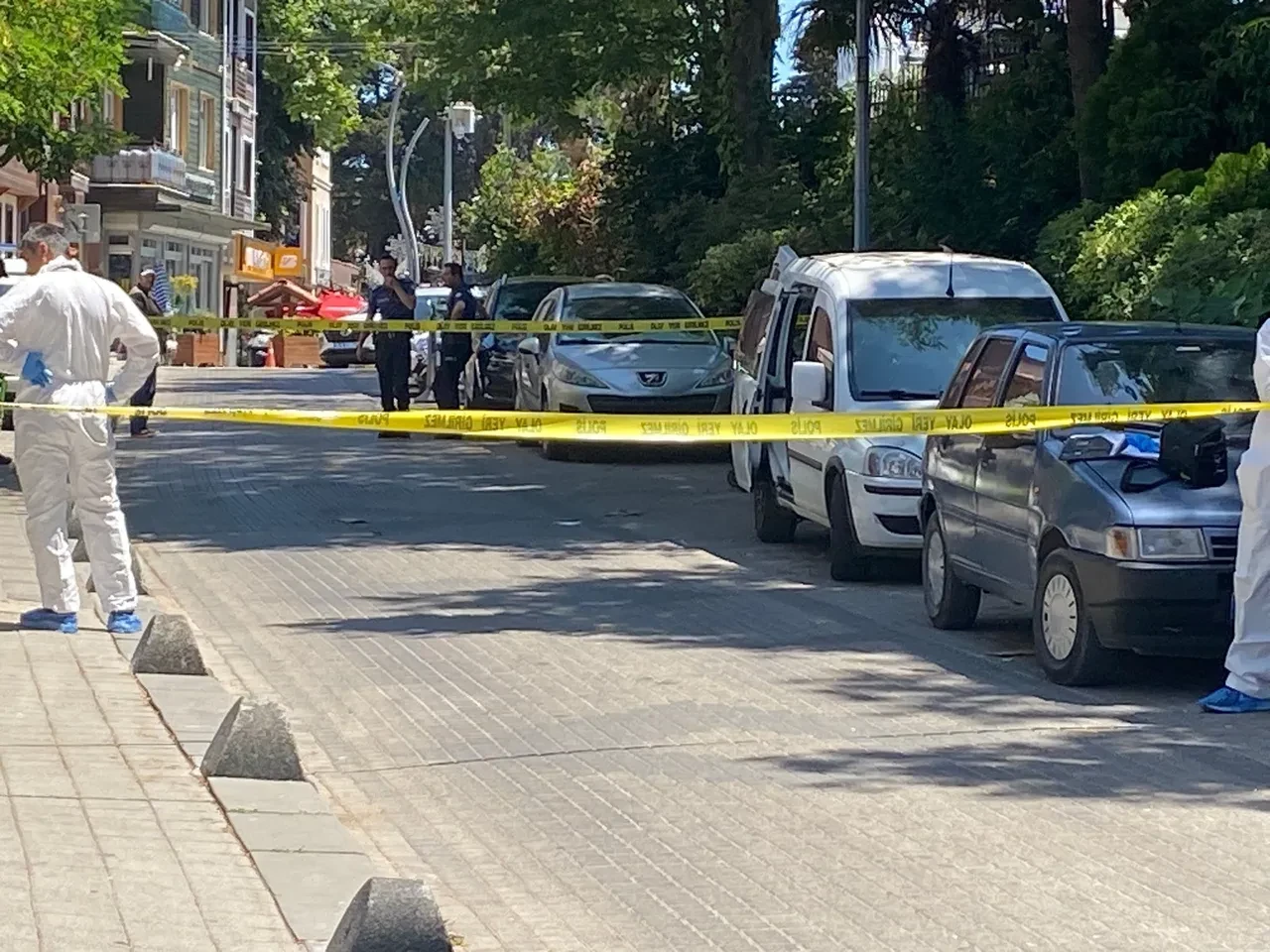 Şile'de korkunç olay! 3 gündür kötü koku geliyordu! Park halinde araçtan ceset çıktı