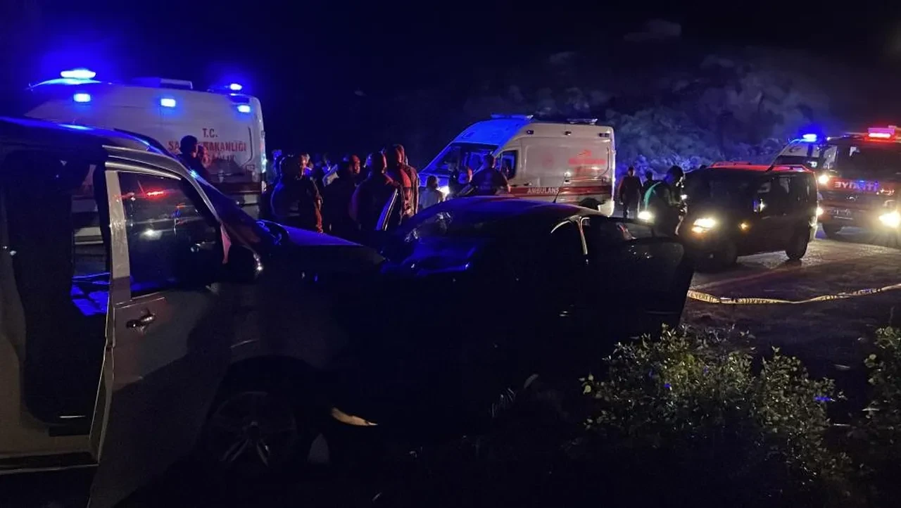 Ters yönde kafa kafaya facia: Ölü ve yaralılar var