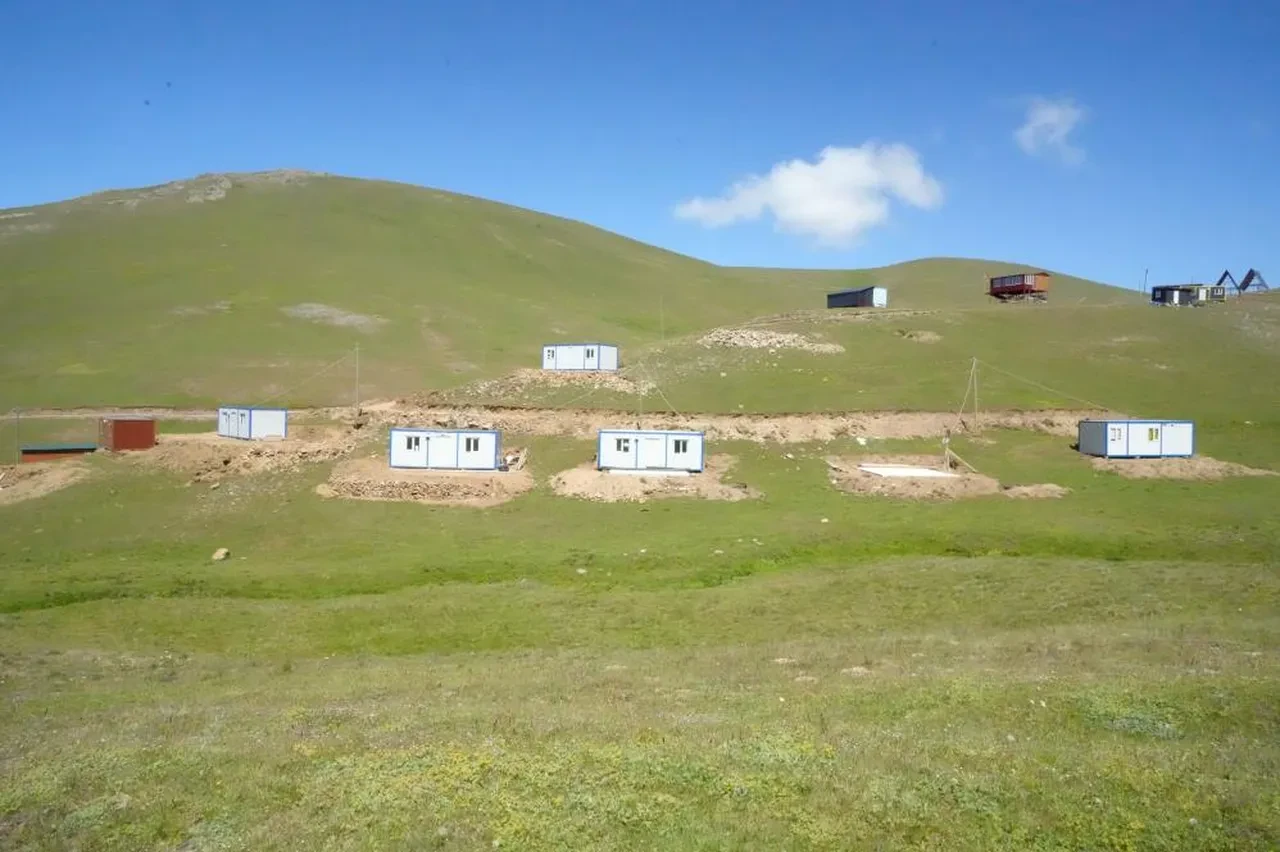 Yaylada tepki çeken görüntü! Bir gecede her yer konteyner ev doldu: "Babanın malı mı' diyorlar"