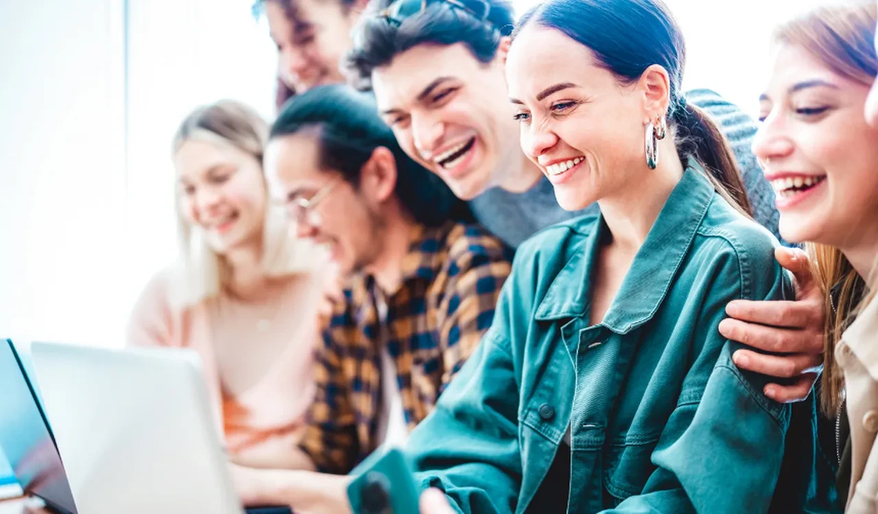 Z kuşağı ezber bozuyor! İş hayatındaki taleplerini tek tek sıraladılar: işte yeni neslin şaşırtan maaş talebi