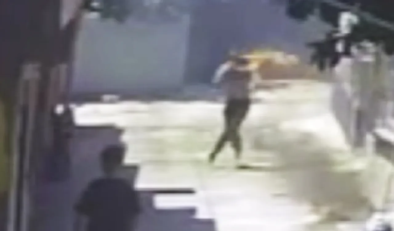 Dehşete düşüren olayın görüntüleri ortaya çıktı! Yeğenini böyle yaktı