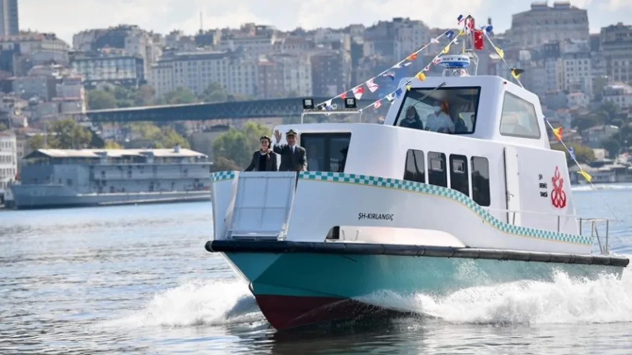 Deniz taksiye binmek lüks oldu! Açılış ücreti 500 TL’ye yükseldi: İşte yeni deniz taksi tarifesi