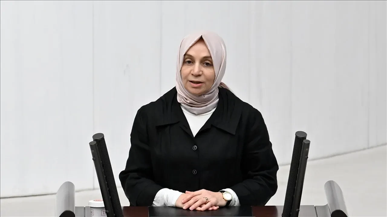 En düşük emekli maaşı için AK Parti’den açıklama! Yeni düzenleme yolda