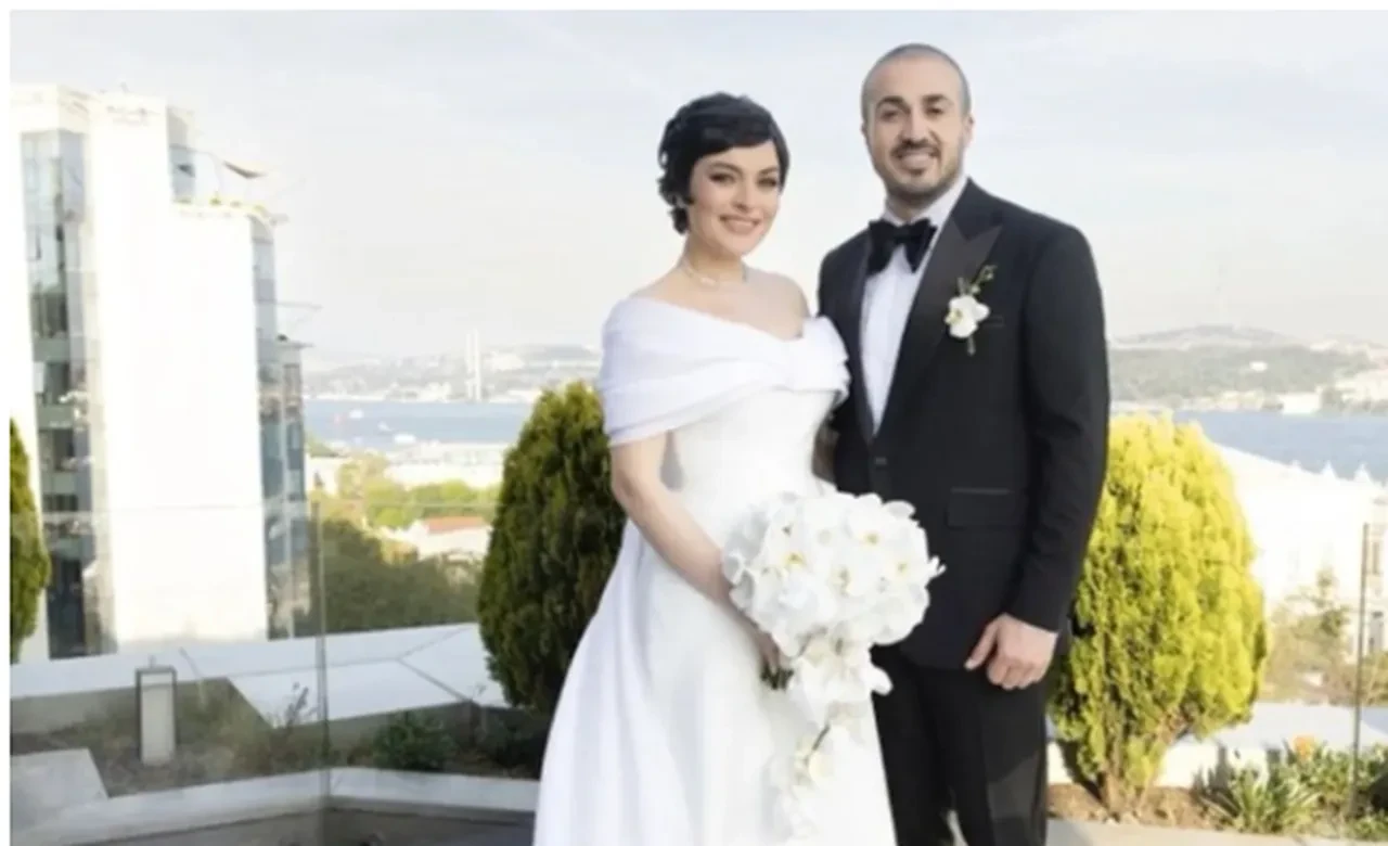 Ezgi Mola ile Mustafa Aksakallı'nın boşanma nedeni ortaya çıktı