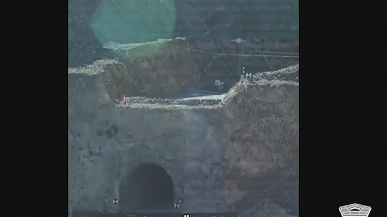 Fordo'ya sığınak delici bombalarla saldırı görüntüleri! ABD Savunma Bakanı Pete Hegseth paylaştı