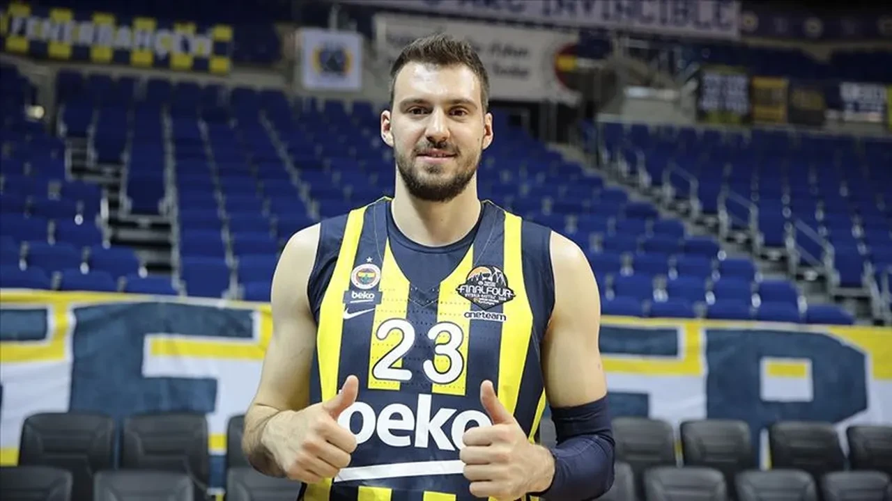 Marko Guduric Fenerbahçe'den gidiyor mu? Şampiyonluk kutlamasında konuştu