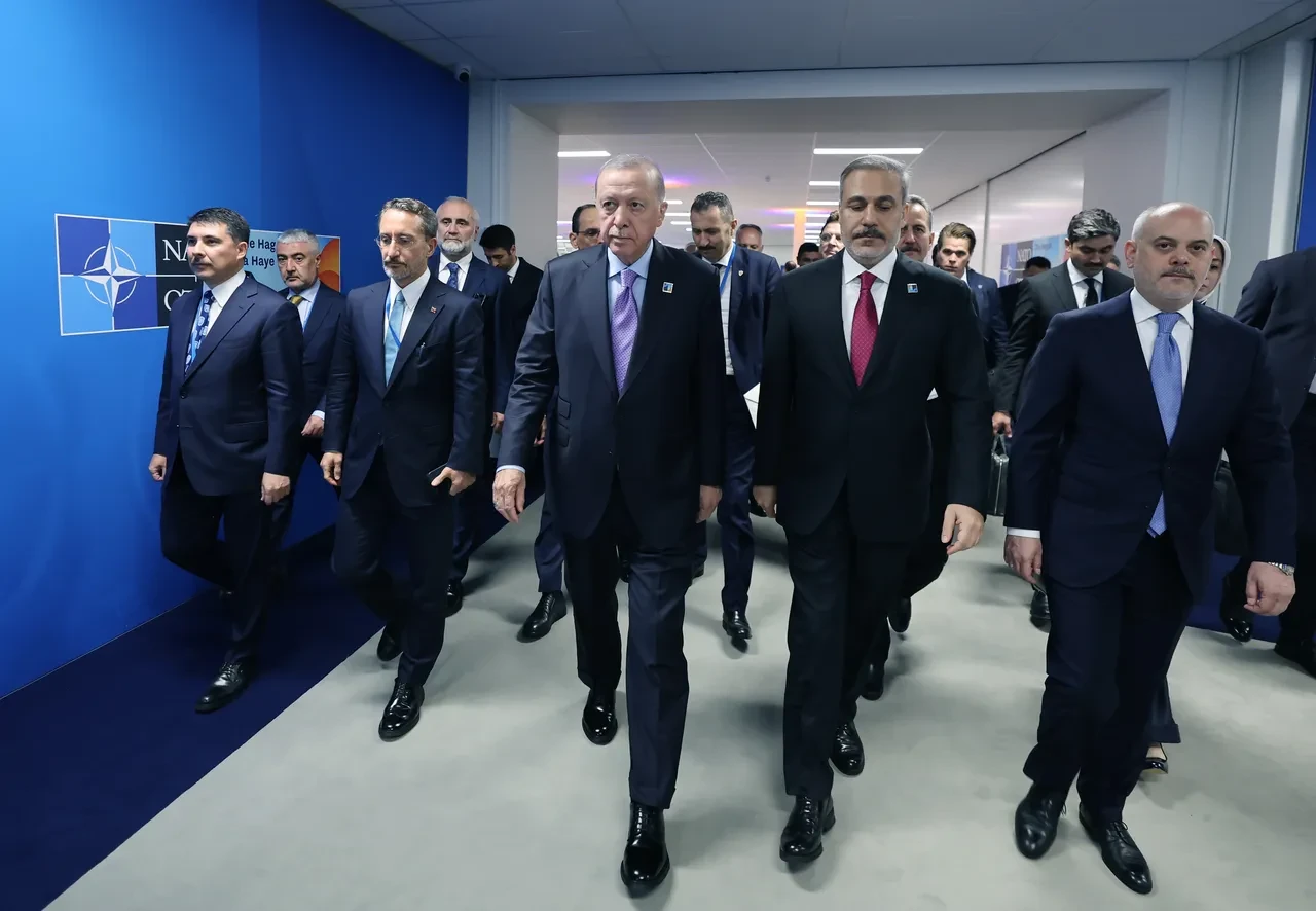 Son dakika | Cumhurbaşkanı Erdoğan'dan çarpıcı Trump açıklaması! Barış masasına dahil oluyor