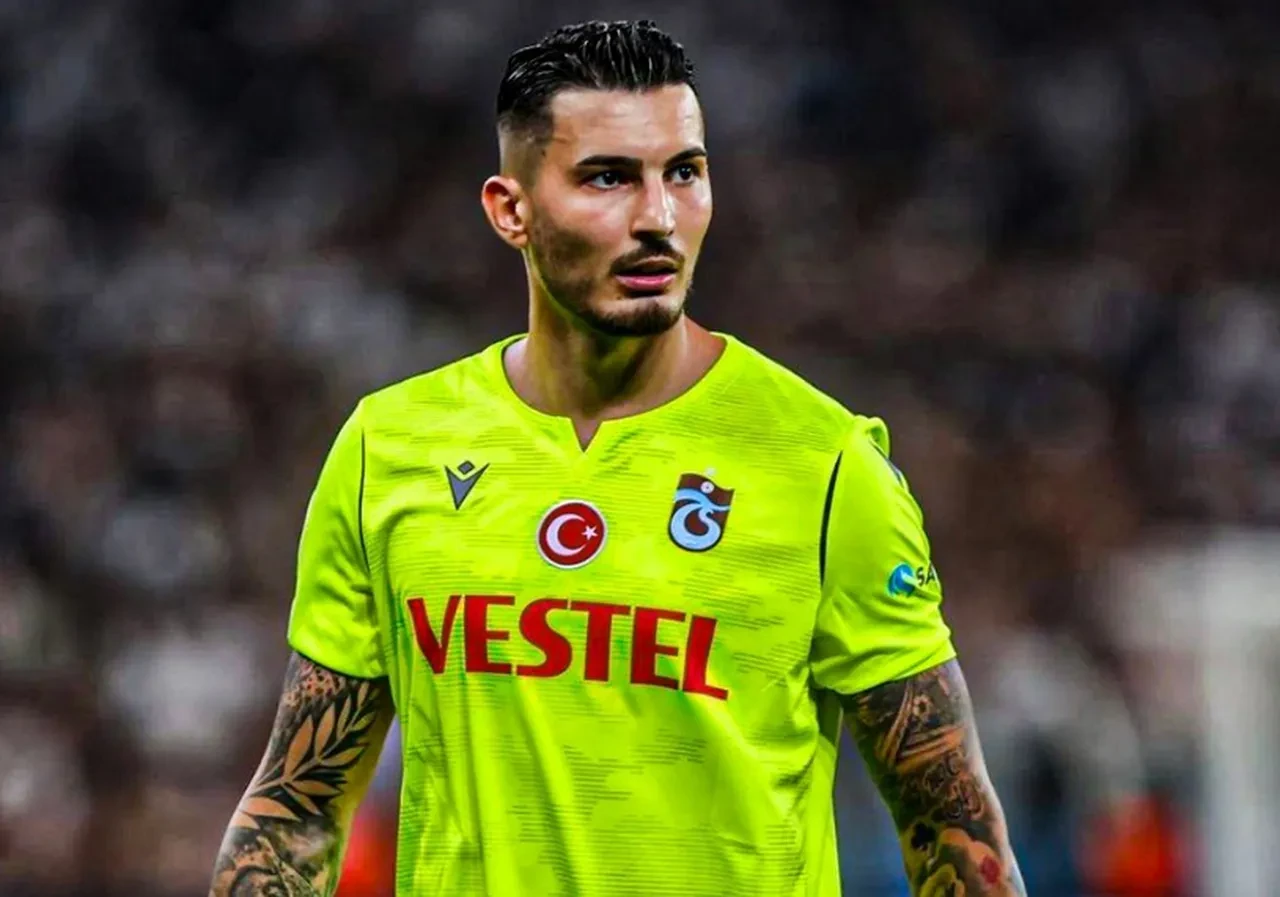 Trabzonspor camiası Uğurcan Çakır'a ateş püskürdü! "Ayıp, neden konuşmuyor?"