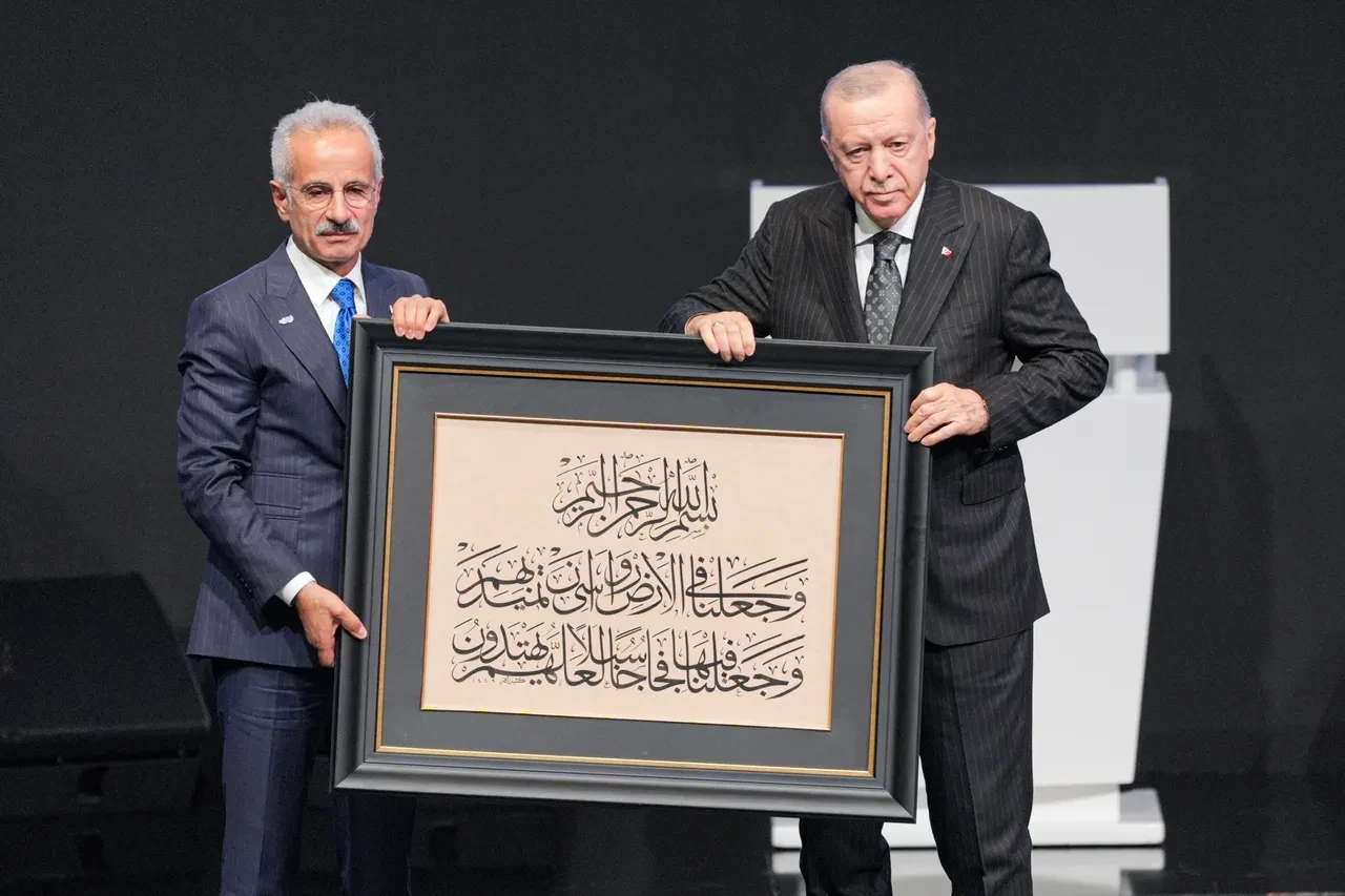 Cumhurbaşkanı Erdoğan'dan muhalefete 'takoz' göndermesi: Engelleri bir bir aştık