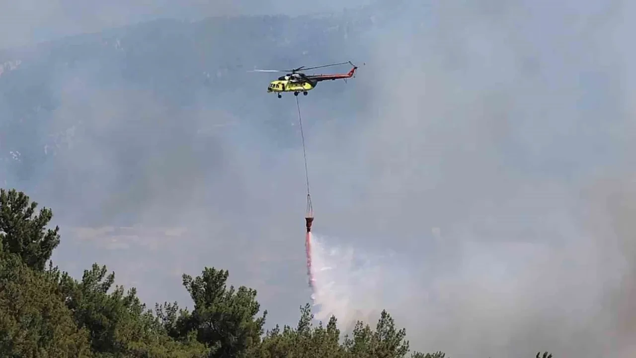 İzmir Bornova’daki yangın söndürüldü mü? 8 uçak, 17 helikopterle müdahale