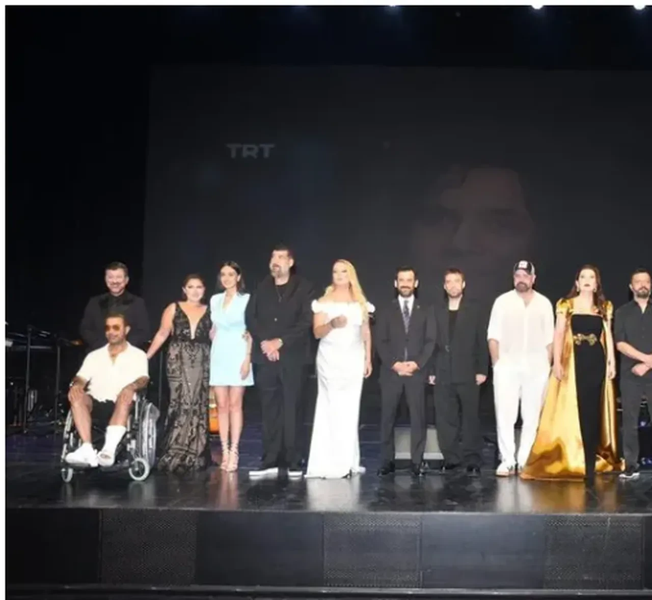 Kayahan'ın duyulmamış 33 tane şarkısı bulundu! Kızı Beste Açar müjdeyi verdi