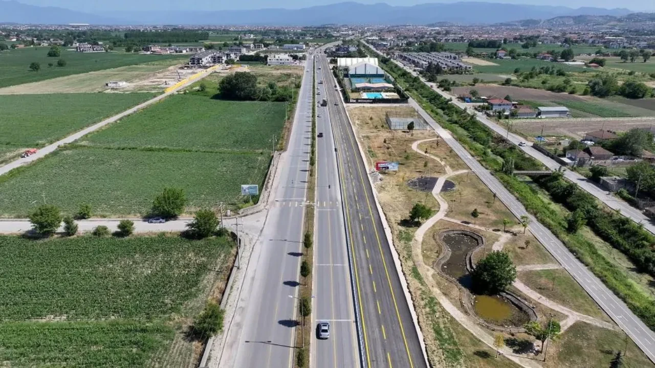 Metrobüsün ikinci şehri Sakarya olacak! Geri sayım başladı: İlk sürüş pazar günü