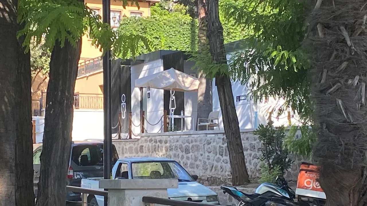 Plajda skandal! Irka göre, mesai saatli tuvalet ücreti!