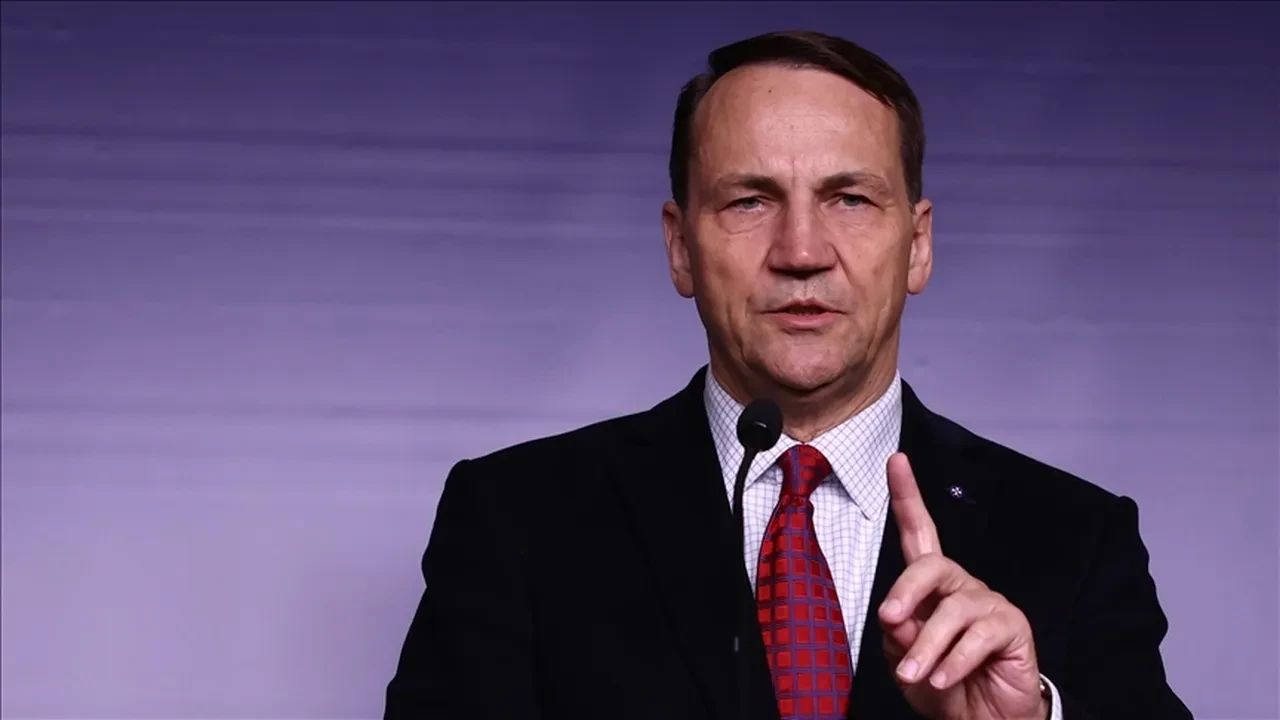 Rus lider Putin'in sonunu silahlanma getirebilir! Polonya'dan dikkat çeken uyarı