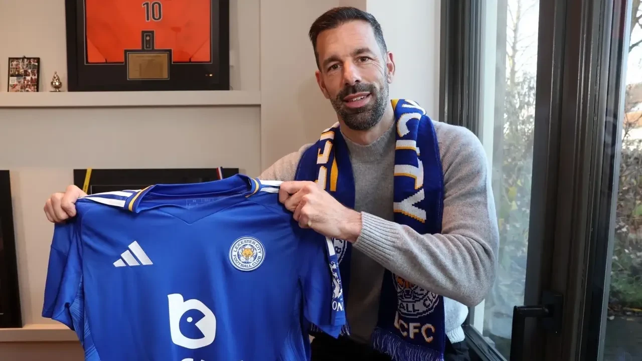 Ruud Van Nistelrooy ile yollar ayrıldı! 