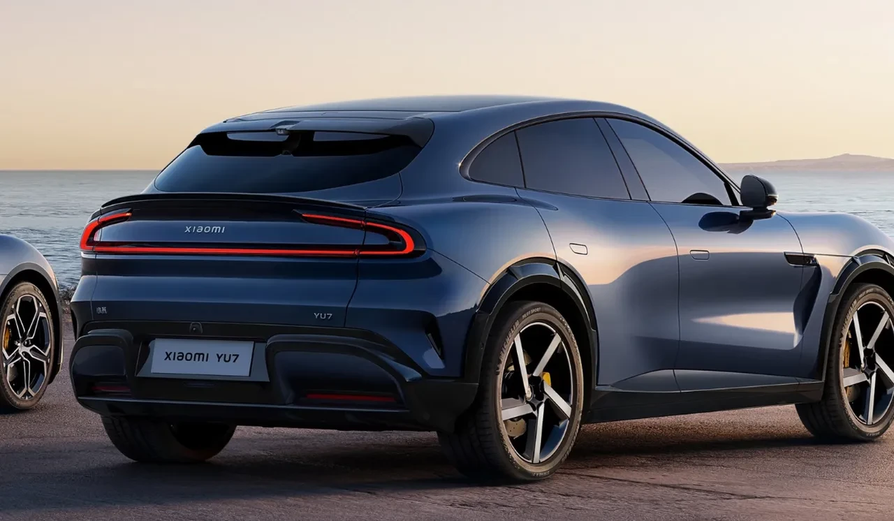 Tesla'ya meydan okuyor! Çin devi yeni elektrikli otomobilini tanıttı