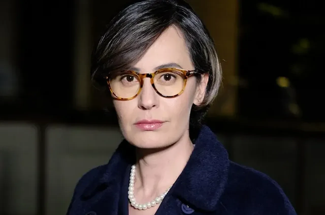 Hande Erçel'in annesini oynayacak oyuncu belli oldu