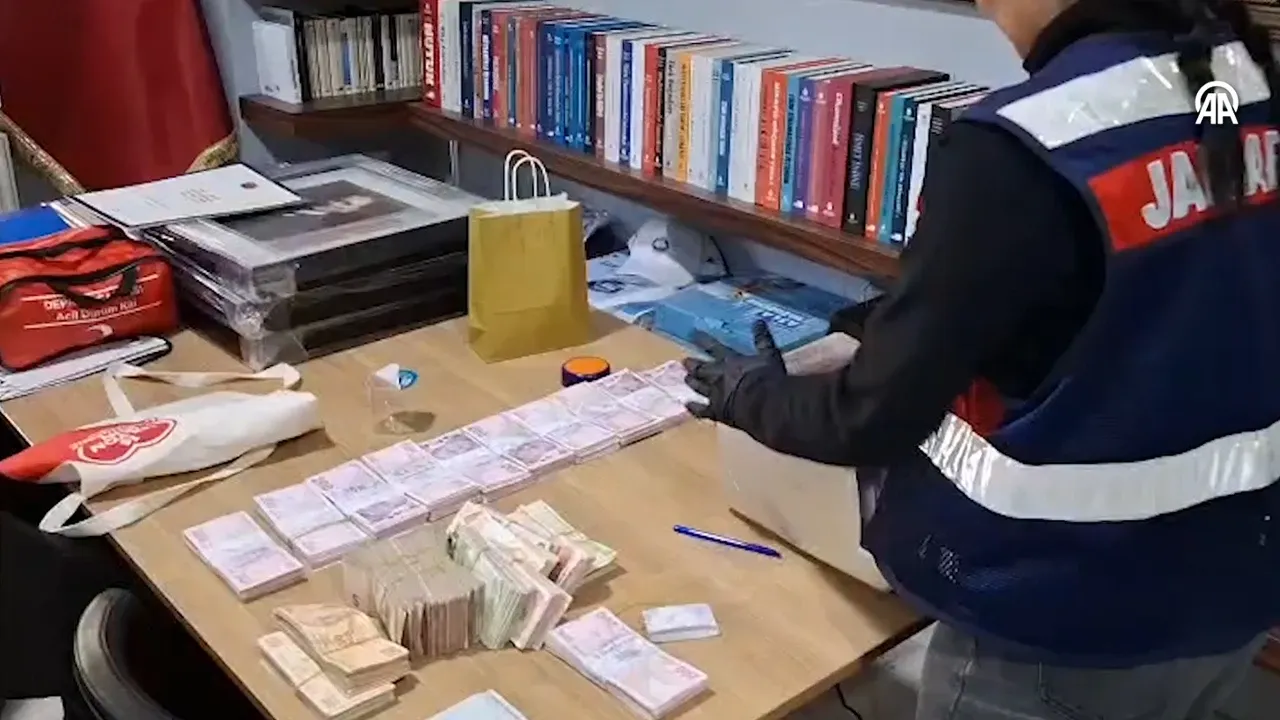 İBB'ye yolsuzluk soruşturmasında tahliye olan CHP'li meclis üyesi şoke eden detayları itiraf etti