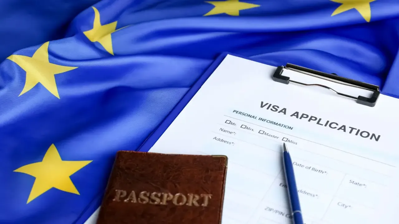 Öğrencilerin Schengen vizesi çilesi! Burslarını kaybedenler bile var