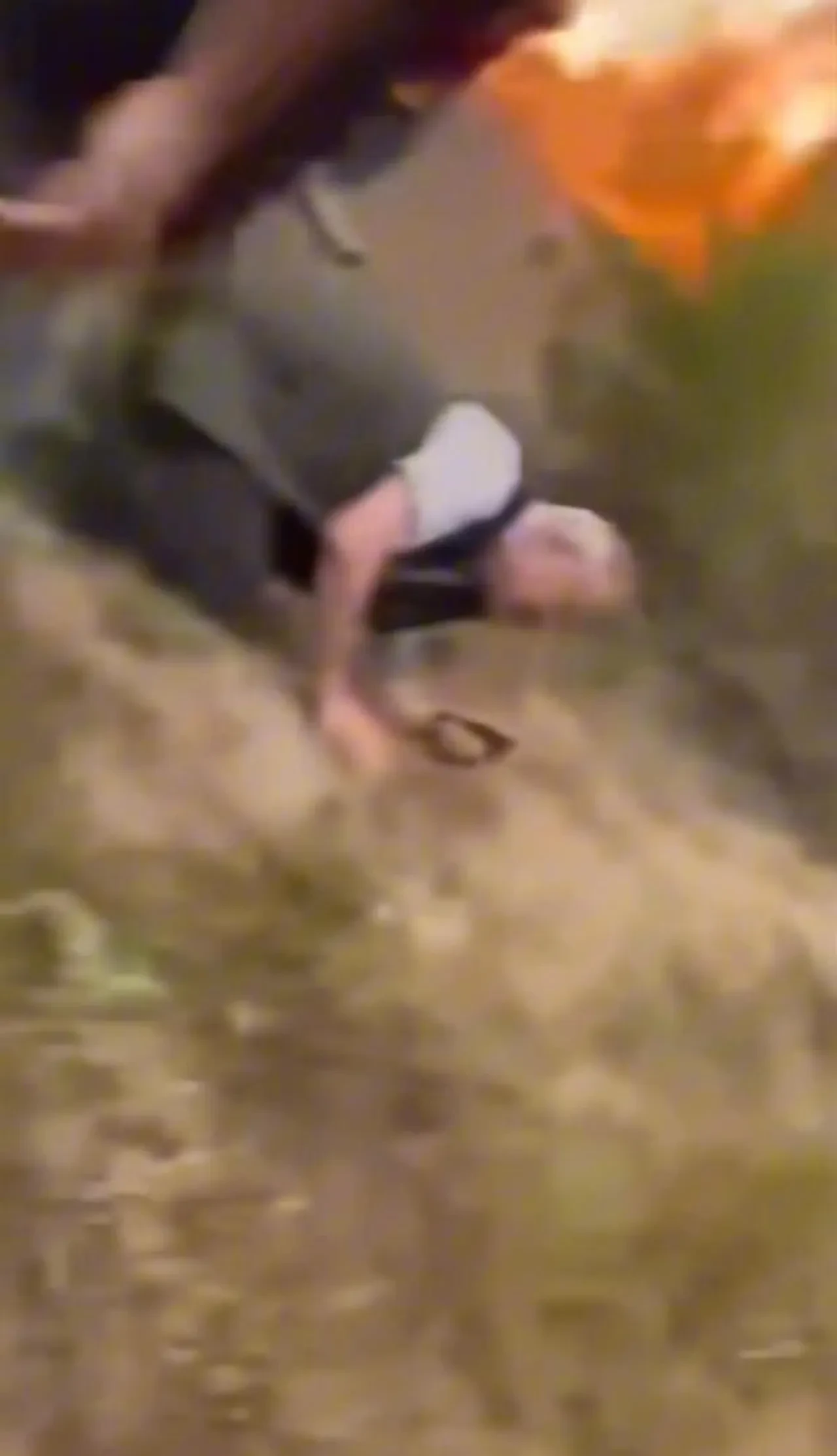 Sakarya'da itfaiyecilerin ölüm kalım savaşı kamerada! 'Geri gel, yanacağız'