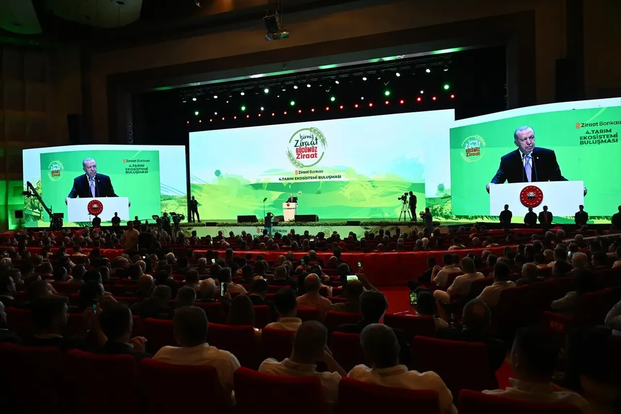 Son dakika | Cumhurbaşkanı Erdoğan'dan çiftçilere kredi müjdesi! 10 yıl vadeli 10 milyon TL kredi