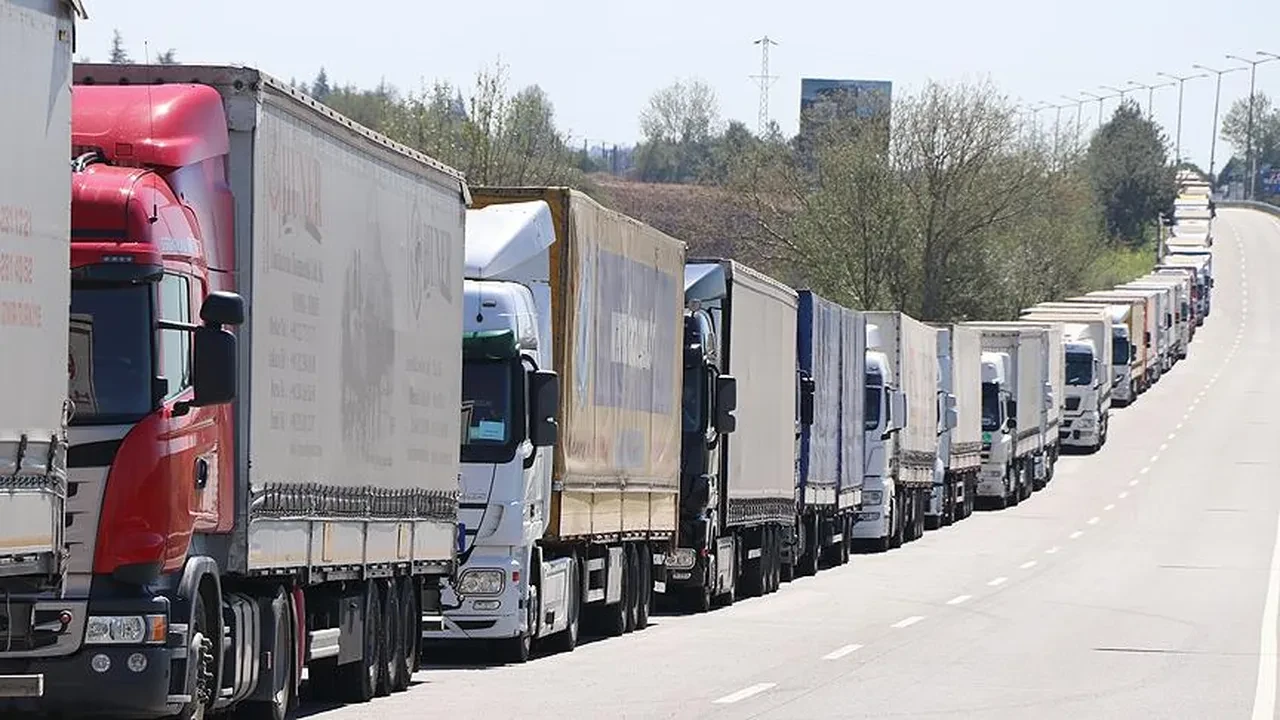 Bakan Uraloğlu duyurdu: Türkiye ile Suriye arasında aktarmasız nakliye başlıyor